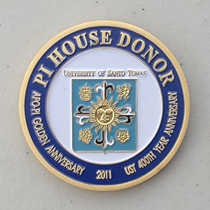 Custom College Challenge Coin for ALPHA PHI OMEGA, side 2. Features and context: College Challenge Coin, College, Foreign.