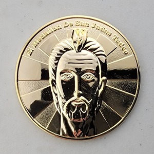 Custom Organization Challenge Coin for DE SAN JUDAS TADEO, side 1. Features and context: Organization Challenge Coin, Religious.